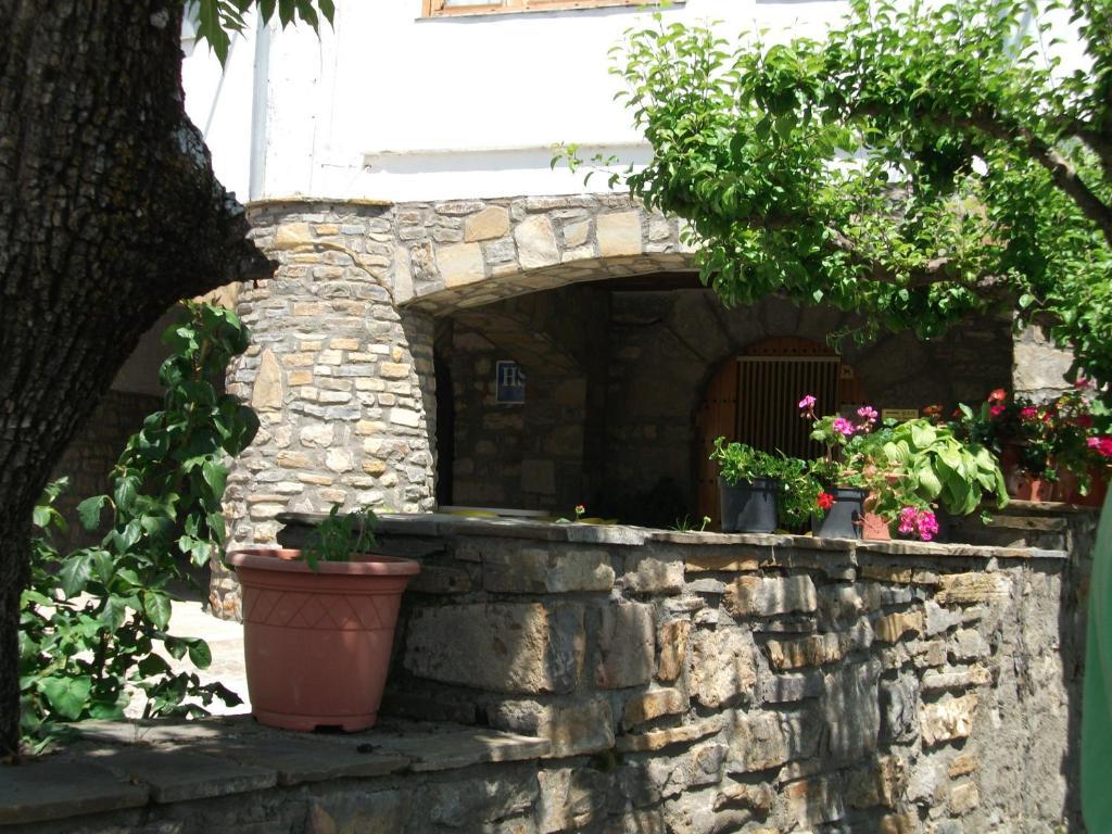 阿尔科斯索拉纳公寓式酒店 Vilas del Turbon 外观 照片